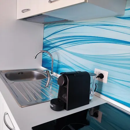 Veranda E Piscina Daire *