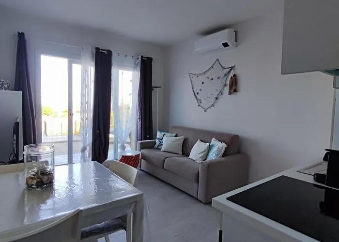 Veranda E Piscina Apartman